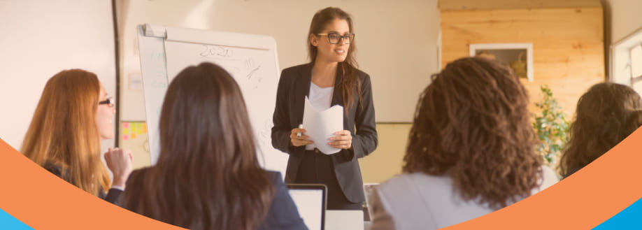 O Onboarding é o processo de integração de novos colaboradores a uma empresa, com o objetivo de facilitar sua adaptação.