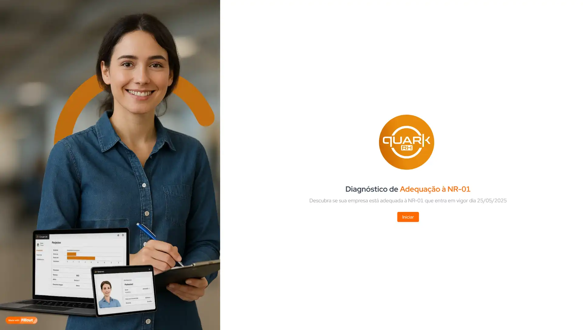 Mulher sorridente segurando um tablet e um smartphone exibindo gráficos, com logo da Quark RH na tela, simbolizando diagnóstico de adequação à NR-01.
