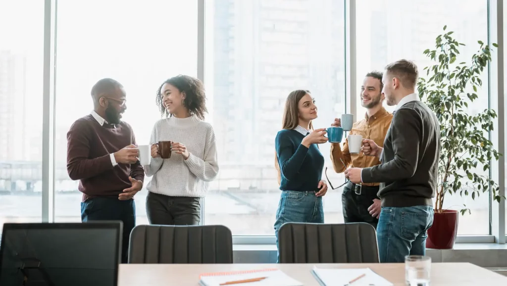 Descubra como promover um ambiente de trabalho saudável e estratégico. Descubra o papel do RH nessa construção.